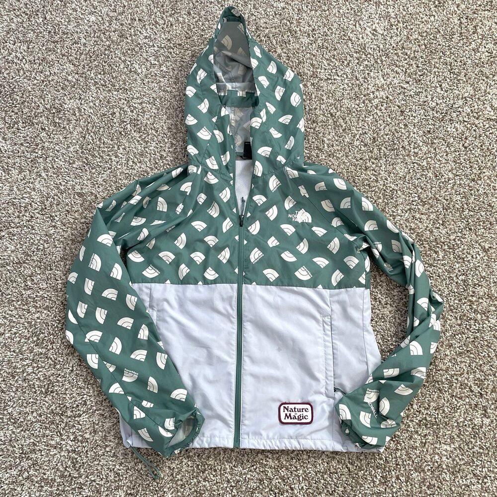 Small / Women's North Face Rain Jacket